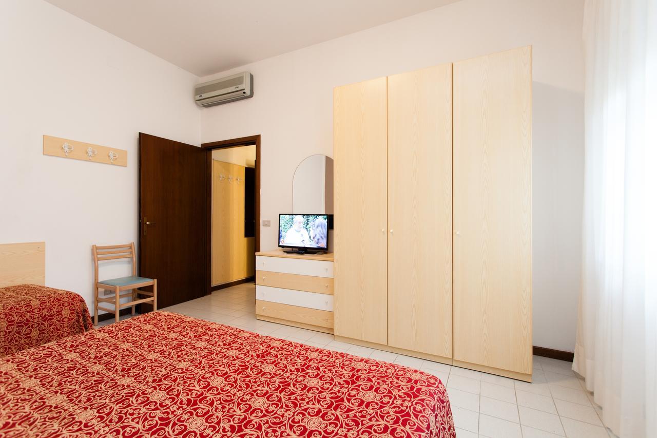 Residence Marina Lido di Jesolo Exteriör bild